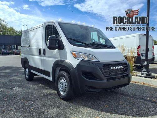 2025 RAM ProMaster 1500 Low Roof
