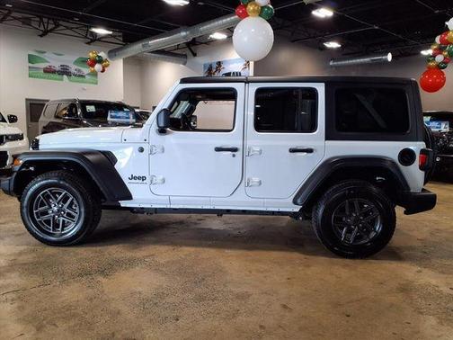 2024 Jeep Wrangler Sport