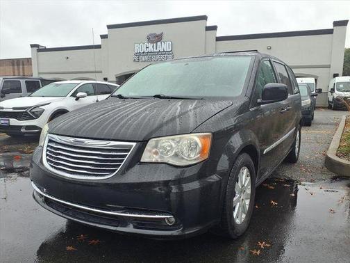 2013 Chrysler Town & Country Touring