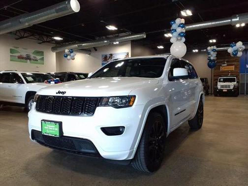 2019 Jeep Grand Cherokee Altitude