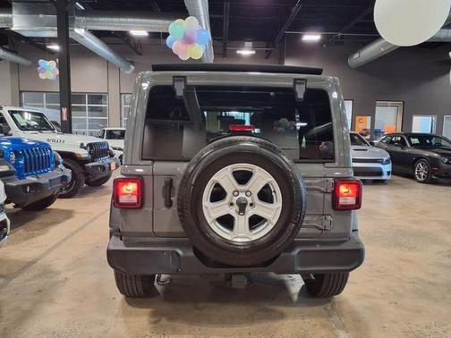 2022 Jeep Wrangler Unlimited Sport