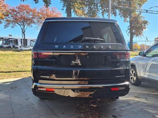 2023 Jeep Wagoneer L Series II