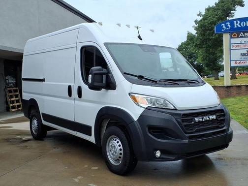 Bright White Clearcoat 2025 RAM ProMaster 2500 High Roof