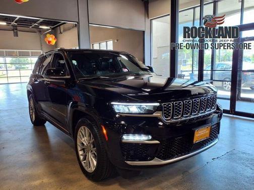 2022 Jeep Grand Cherokee Summit