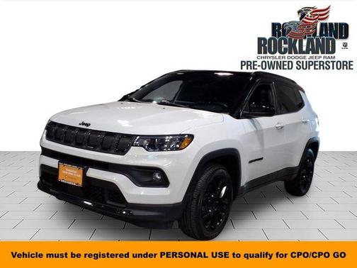 Bright White Clearcoat 2022 Jeep Compass Altitude