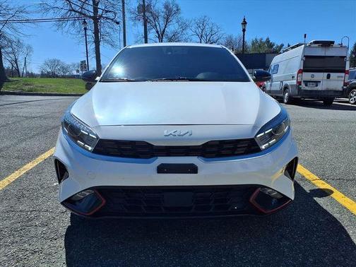 Snow White Pearl 2022 Kia Forte GT-Line