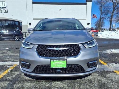 2021 Chrysler Pacifica Hybrid Touring L
