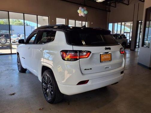 2022 Jeep Compass Altitude