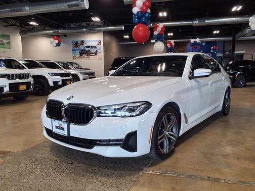 Alpine White 2023 BMW 530 i xDrive
