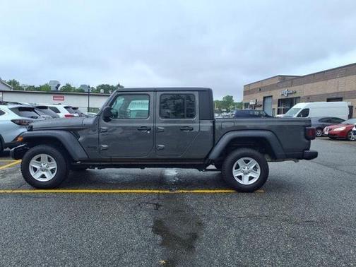 2023 Jeep Gladiator Sport