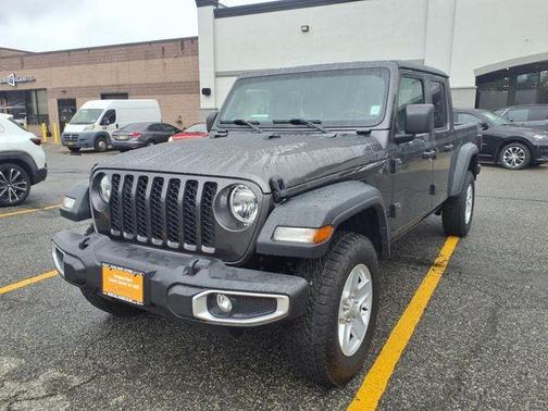 2023 Jeep Gladiator Sport
