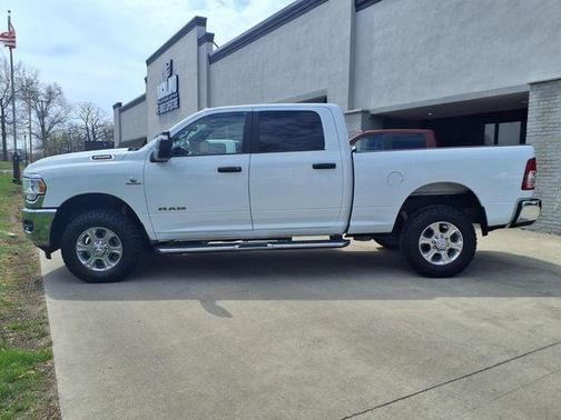 Bright White Clearcoat 2024 RAM 2500 Big Horn