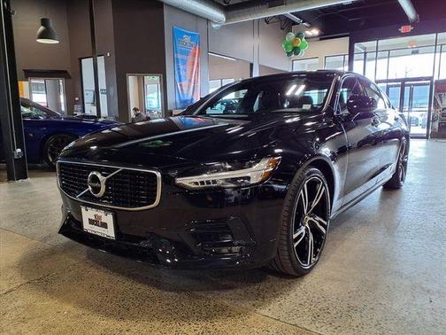 2020 Volvo S90 T6 R-Design