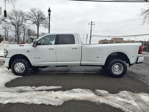 2024 RAM 3500 Laramie