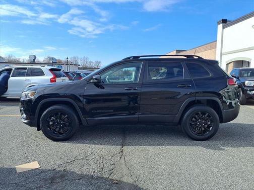 2023 Jeep Cherokee Altitude Lux