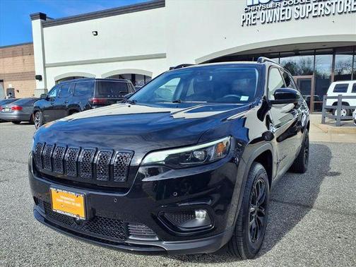 2023 Jeep Cherokee Altitude Lux