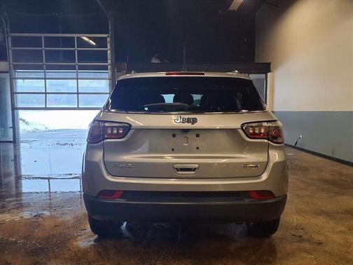 2023 Jeep Compass Latitude Lux