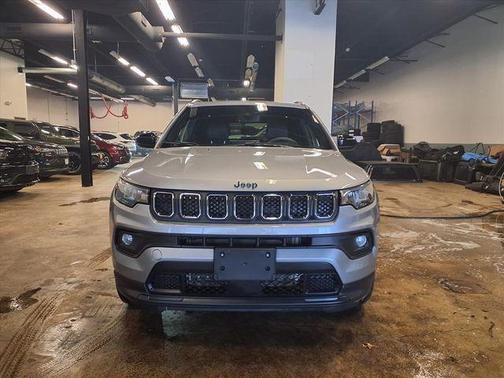 2023 Jeep Compass Latitude Lux