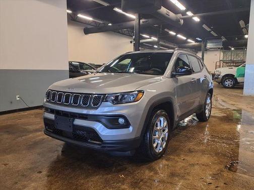 2023 Jeep Compass Latitude Lux