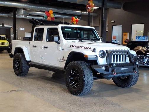 Bright White Clearcoat 2020 Jeep Gladiator Rubicon