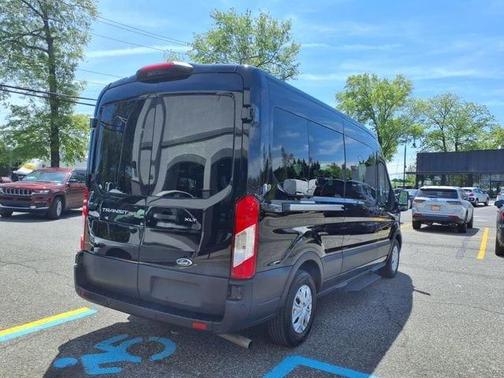 2023 Ford Transit-350 XLT