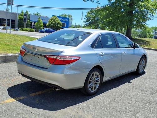 Celestial Silver Metallic 2015 Toyota Camry SE