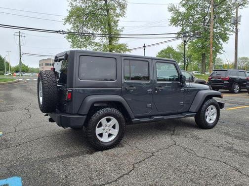 2016 Jeep Wrangler Unlimited Sport