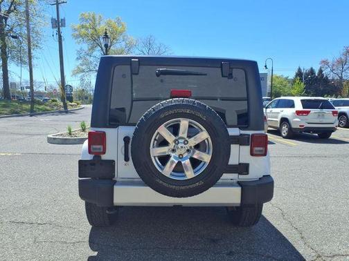 2013 Jeep Wrangler Sahara
