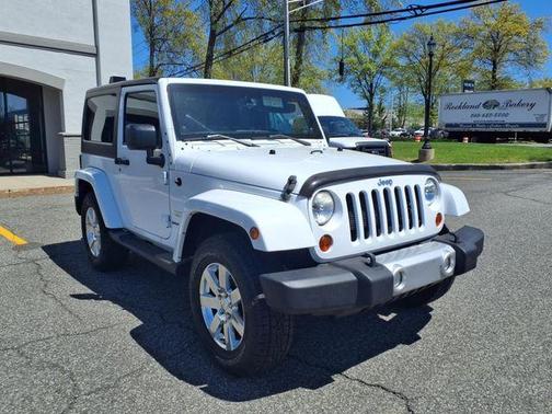 2013 Jeep Wrangler Sahara
