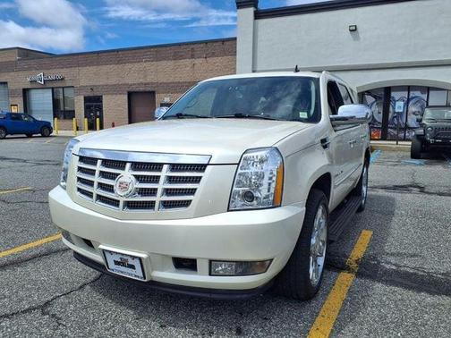White Diamond Clearcoat 2009 Cadillac Escalade Base