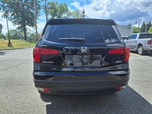 2017 Honda Pilot EX