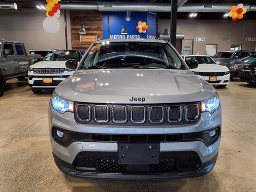 2022 Jeep Compass Latitude Lux