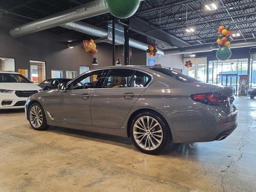 2022 BMW 530 i xDrive