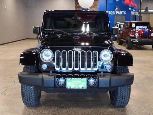 Black Clearcoat 2017 Jeep Wrangler Unlimited Sahara