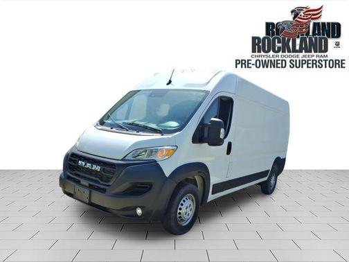 Bright White Clearcoat 2025 RAM ProMaster 2500 High Roof