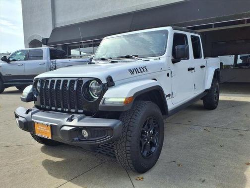 2022 Jeep Gladiator Sport
