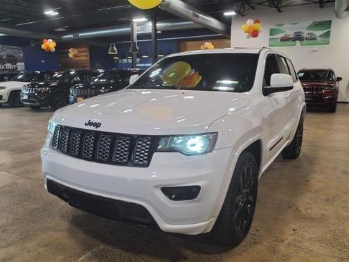 2017 Jeep Grand Cherokee Altitude