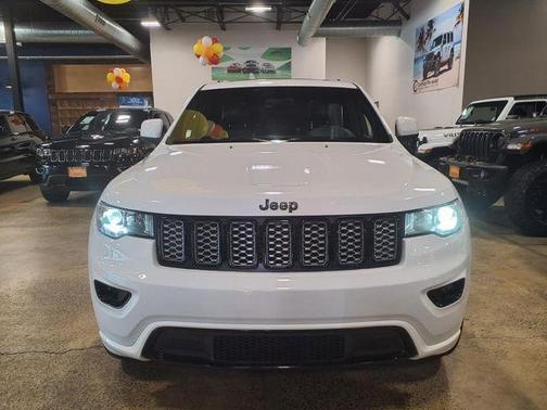 2017 Jeep Grand Cherokee Altitude