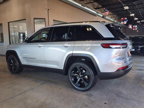 2023 Jeep Grand Cherokee Altitude