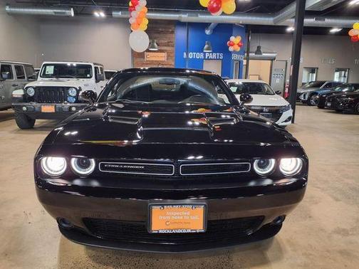 2023 Dodge Challenger SXT