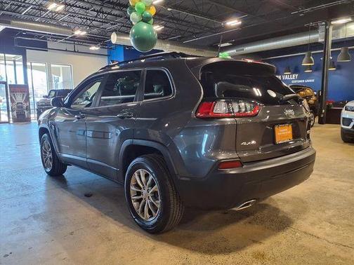 2022 Jeep Cherokee Latitude Lux