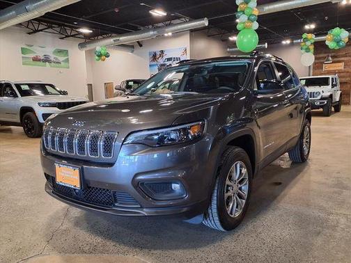 2022 Jeep Cherokee Latitude Lux