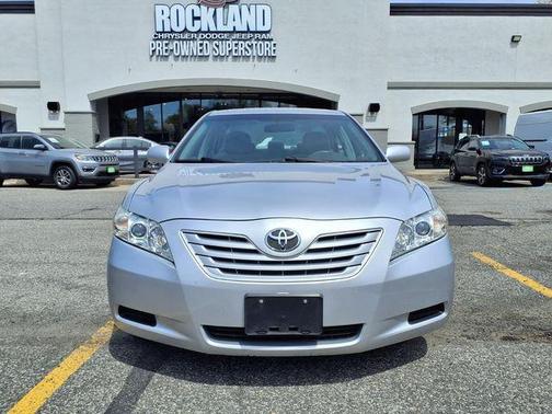 Gray 2009 Toyota Camry