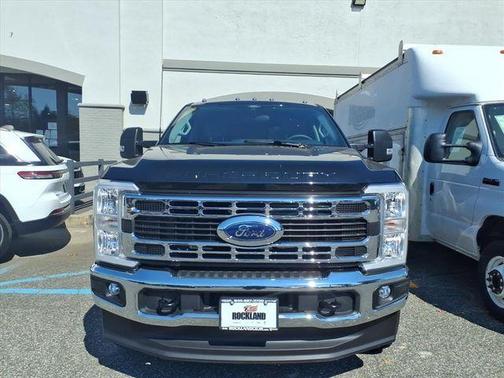 2025 Ford F-350 XLT