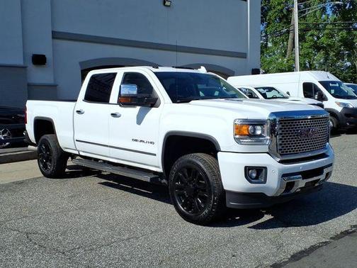 Summit White 2015 GMC Sierra 2500 Denali