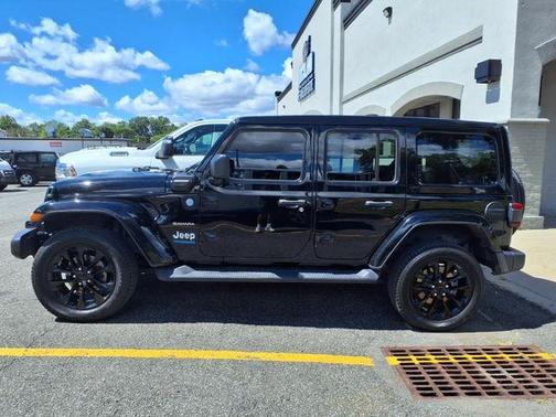 2022 Jeep Wrangler Unlimited 4xe Sahara