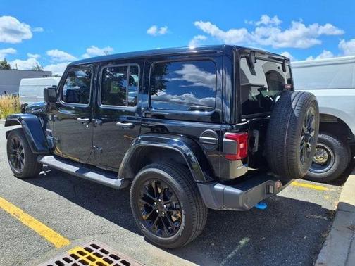 2022 Jeep Wrangler Unlimited 4xe Sahara