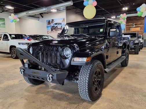 Black Clearcoat 2022 Jeep Gladiator Sport