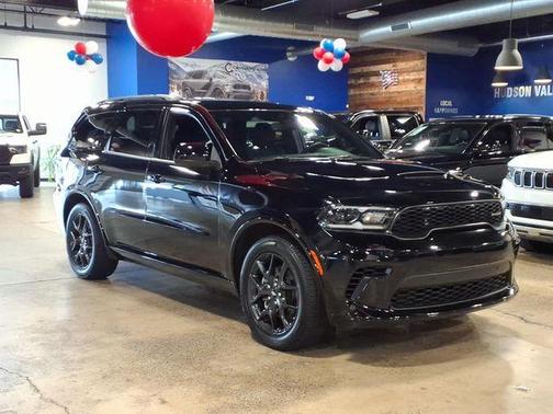 Black Clearcoat 2026 Dodge Durango GT HEMI V8