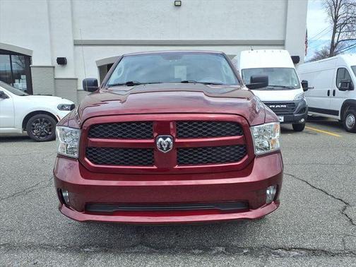 Delmonico Red Pearlcoat 2019 RAM 1500 Classic Express